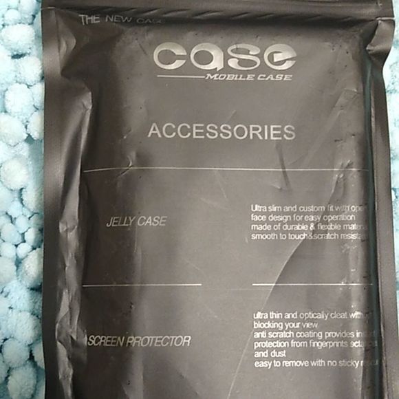 New Beautiful iPhone 11 Phone Case with Diamonds. - Picture 5 of 6